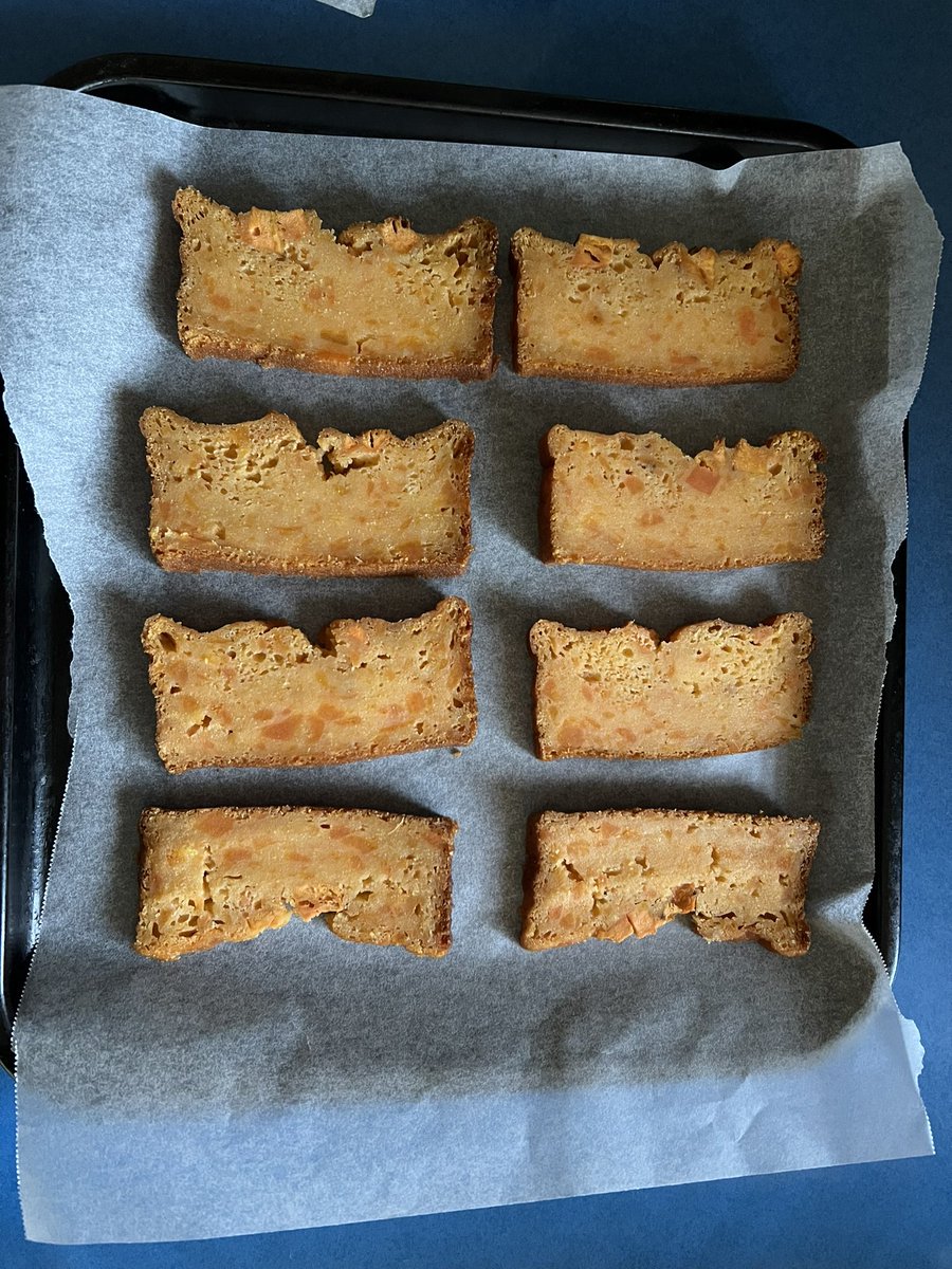 shiningx01's tweet photo. 今月は沢山お菓子作ってる https://t.co/6w88QqiOxt