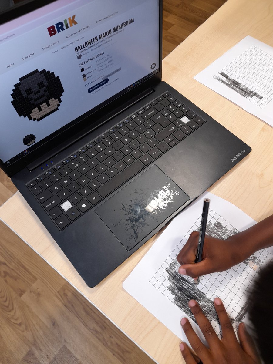 #OLGHy4 children created 16 x 16 image on paper and then used their skills to transfer it into a digital piece of art work. #OLGHcomputing <a href="/OLGHLiverpool/">Our Lady of Good Help Catholic Primary School</a>