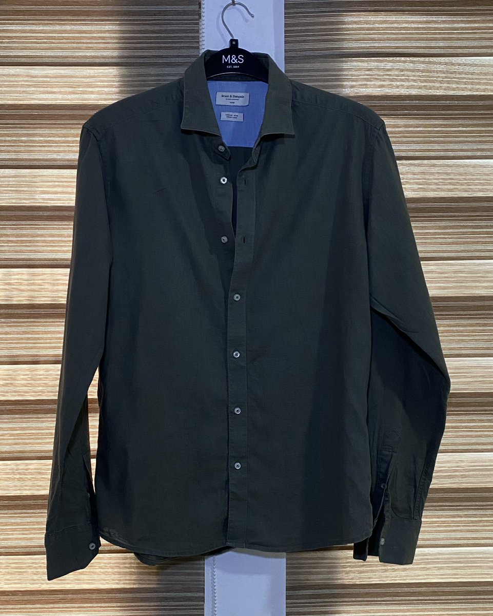 Supercart_gh's tweet photo. 💚 Dress Shirts 

❤️ Al sizes 

🩷 Price : ¢80 

💜 Pick-up/ delivery

💙 Call/watsapp: 0542449313
🧡 Please Like, repost &amp; follow, thanks. https://t.co/QVu7J5jpjE
