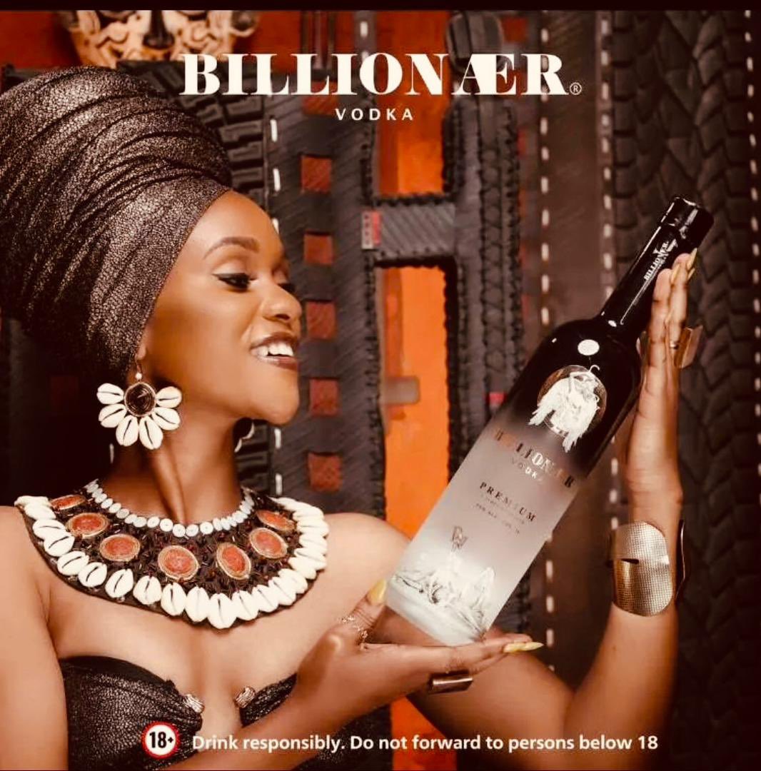 RujemaMutesi's tweet photo. Thrilled to have modeled for Billionaer Vodka last year! ๐ธ
An incredible experience with an amazing brand.
#TimelessGoals |#Billionaer |#BillionaerVodka https://t.co/9UgKNV4DhE