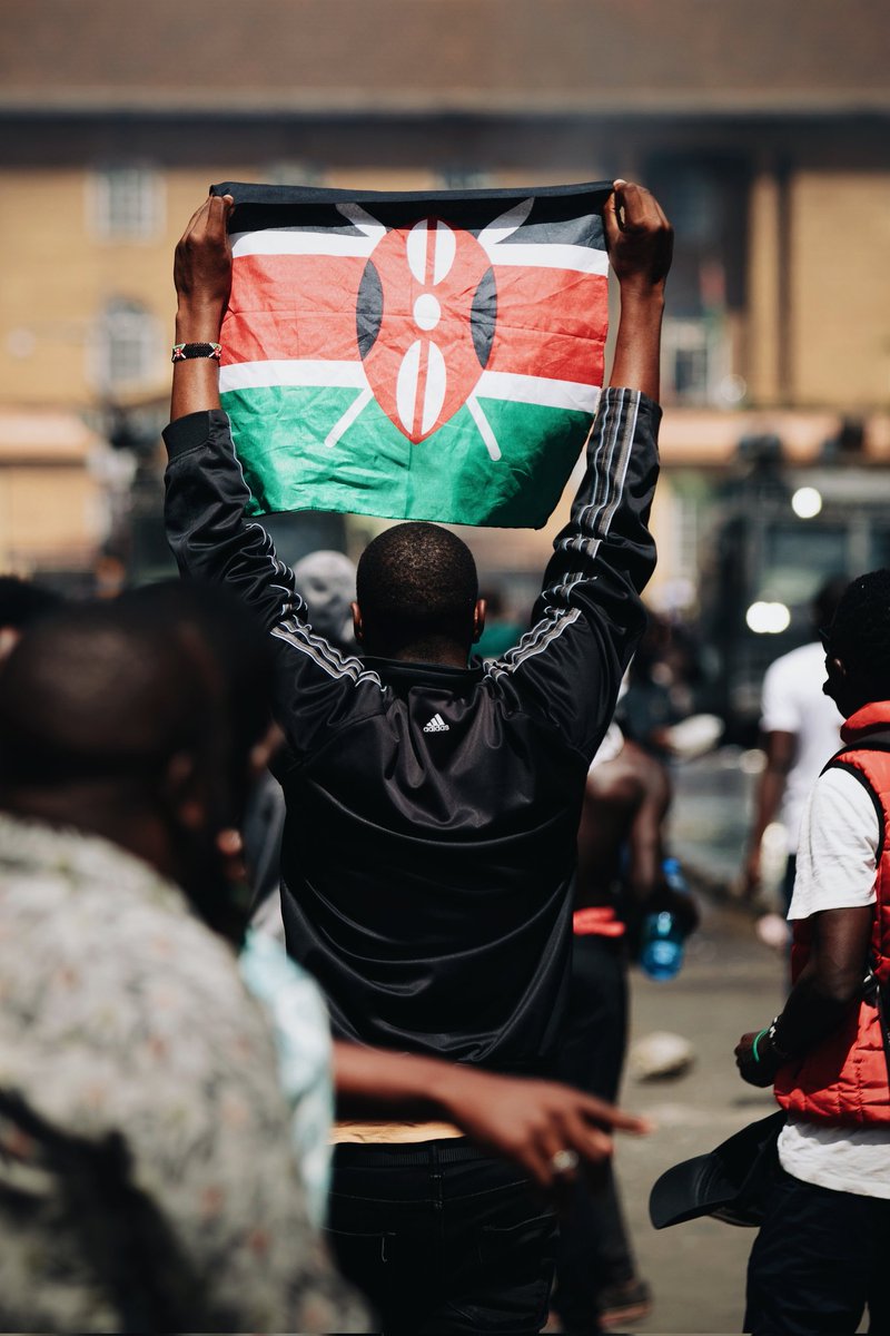 annan_obara's tweet photo. The streets of Nairobi on the 25th of June, 2024.
As seen by me.
Ruto, you will crumble. https://t.co/vBwTmmQEuT