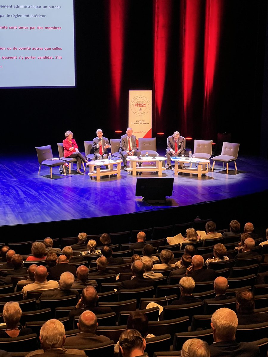 SmlhNational's tweet photo. En direct de notre #AG2024 à Brest en présence de plus de 300 sociétaires, nous déclarons notre AG ouverte par la voix de notre Président, l'Amiral Coldefy 🇫🇷 
Une promesse d’échanges enrichissants et de perspectives prometteuses pour l'avenir de la #SMLH🙌🏻 https://t.co/ZRrsHuc0kC