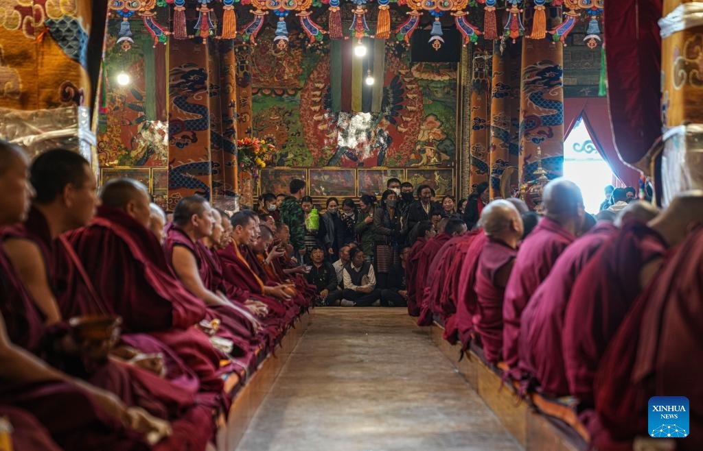 KangbaTV's tweet photo. A total of 13 #monks from multiple #monasteries are in the process of completing a preliminary #examination for the #Geshe #Lharampa, the highest #academic #degree in the #exoteric #teachings of the #Gelug school of #Tibetan #Buddhism. #佛教 #Tibetans https://t.co/SIUF01TzSt