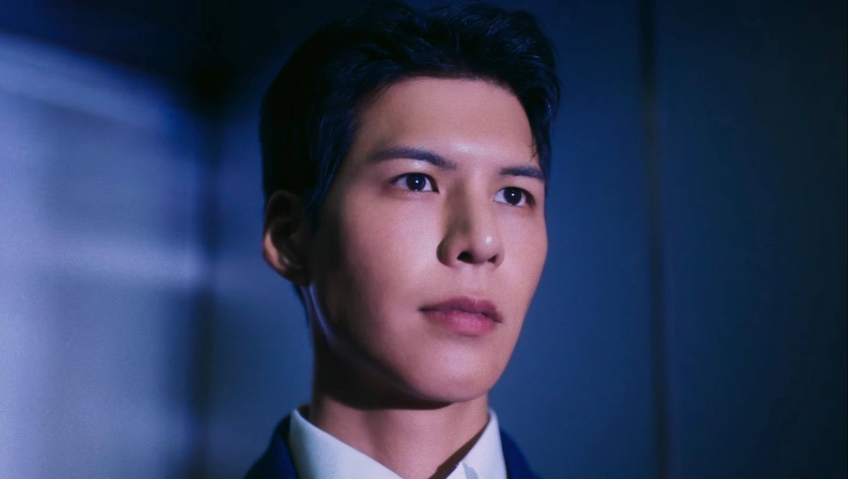 iaumreview's tweet image. หล่อมากกกกกก พี่จอง คัลแลน ร่างทอง #TheNextGalaxy