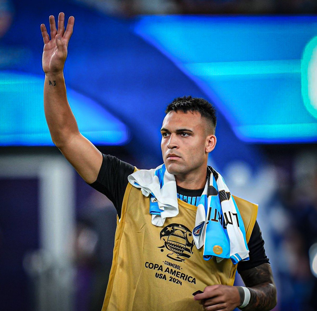 ¿El 9 de la selección? Del Tita. 🩵