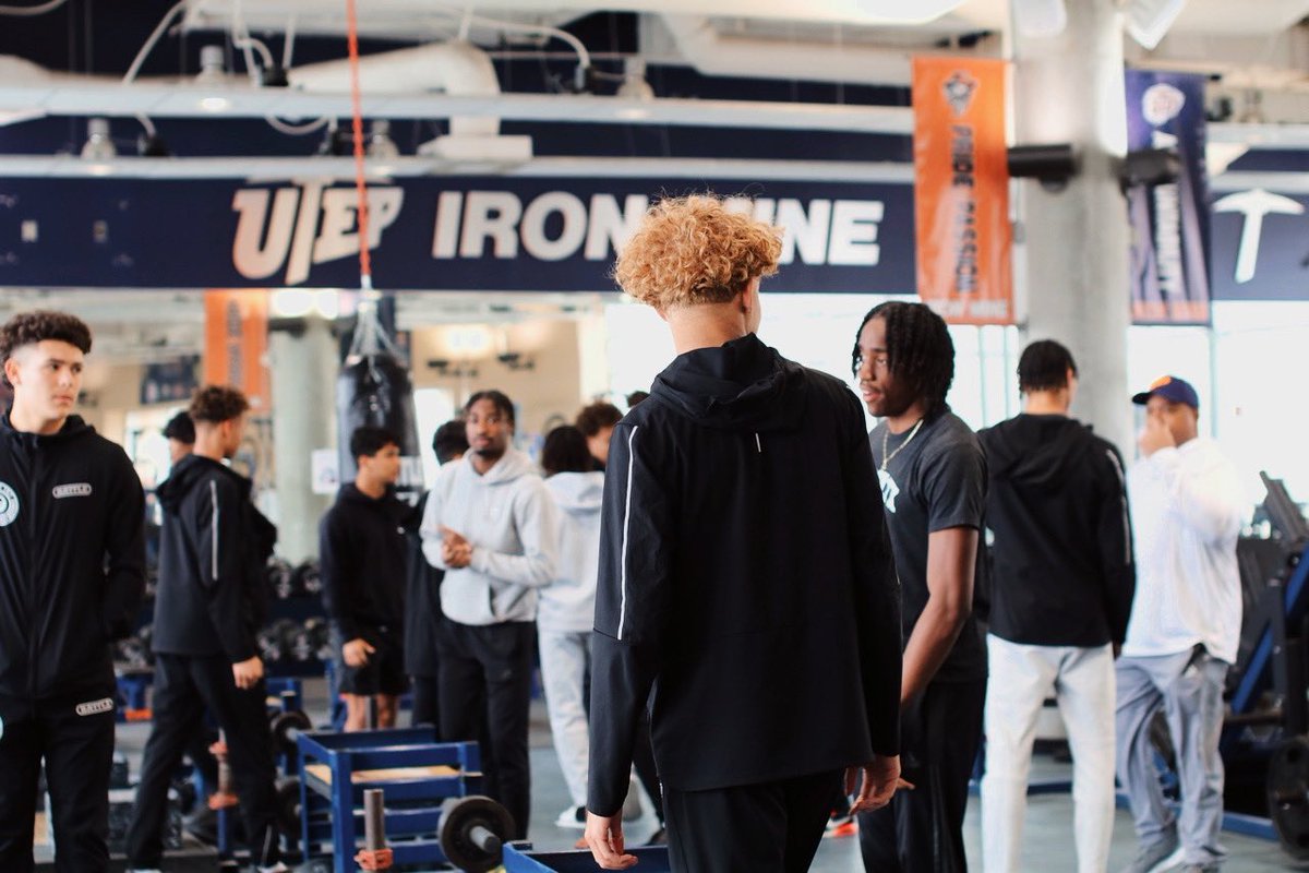 Kimberly Cole tweet media