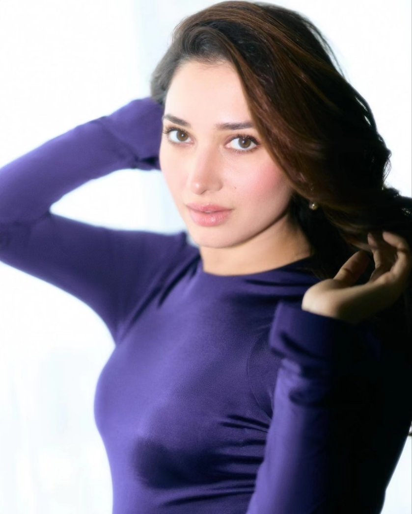 Purple Haze ft. #TamannaahBhatia. 💜

#Celebs