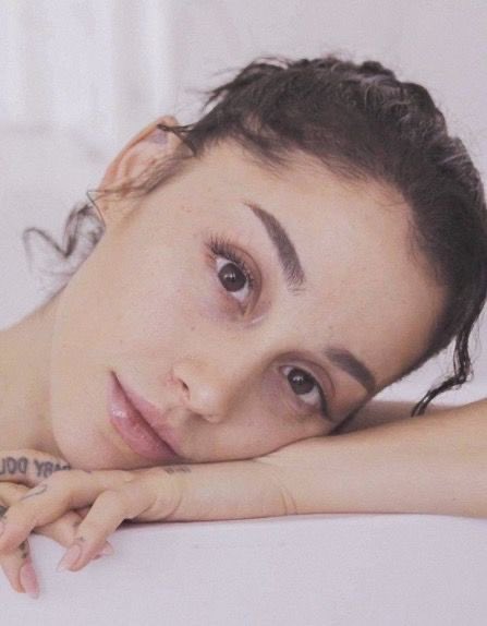 allurequinn's tweet image. happy 31st birthday to the beautiful ariana grande