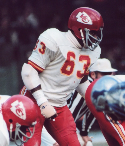 PolyesterUnis's tweet photo. Willie Lanier, 1975 @Chiefs. #WillieWeek https://t.co/1vq58MDH2Y