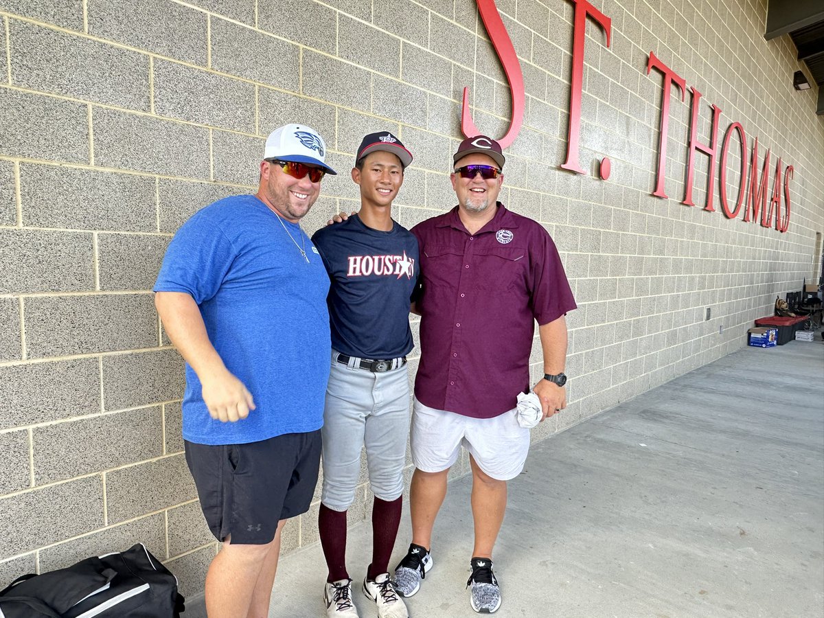 Thomas Huang tweet media