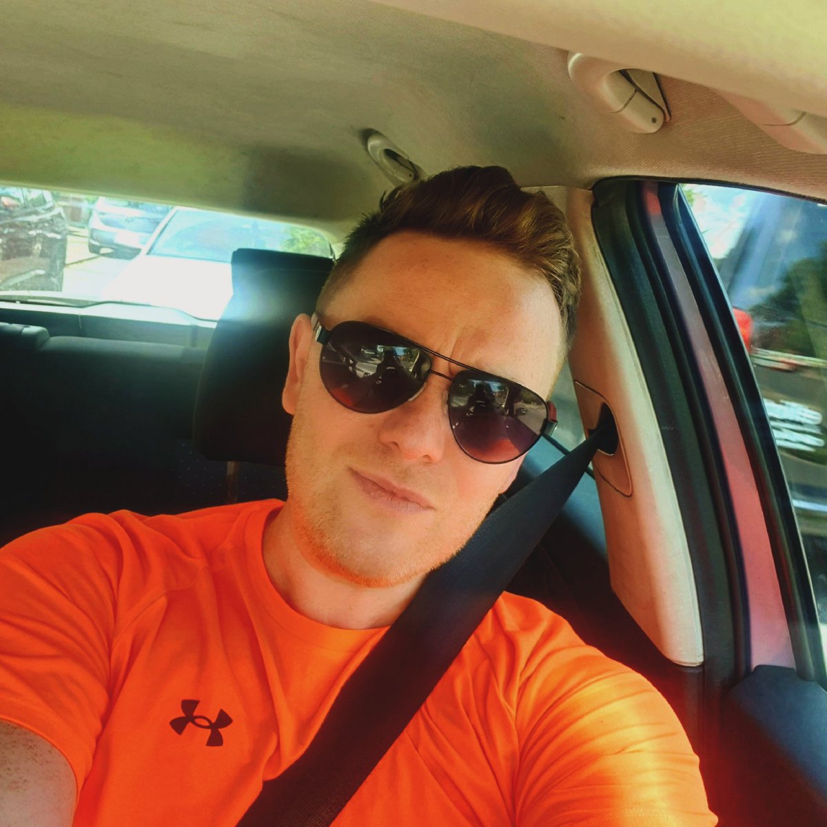 Stubtastic's tweet photo. #NewProfilePic https://t.co/6SOr8ESXUi