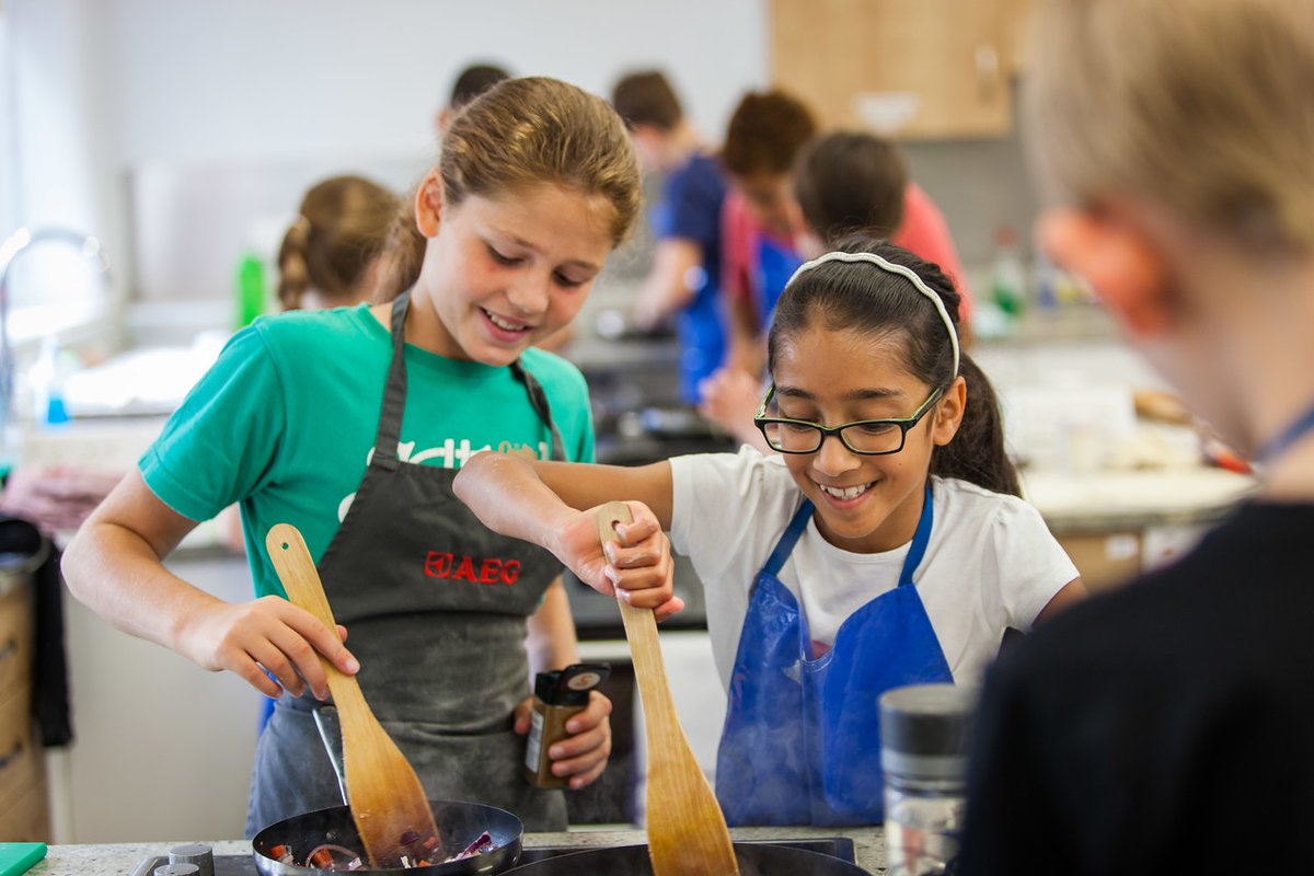 LSFVenuesEvents's tweet photo. Last few spaces available for the LSF Gets Cooking Course. Book now to secure your place, bookings close soon! #Summer2024 #LSFFamily 
https://t.co/u07a8Oha2L https://t.co/gvzYVrvz4k
