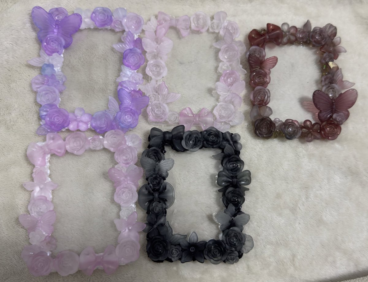 KkangieKyut's tweet image. Wts lfb decoden toploaders

  !PRICES! 
1st pic- 150ea
2nd pic-150ea
3rd pic 130ea
4th pic- 150ea

Mop-gcash
Mod-sco or direct jnt 
Dop-payo/3days

Comment mine + what toplo or dm

can add ball chain just add 5 php