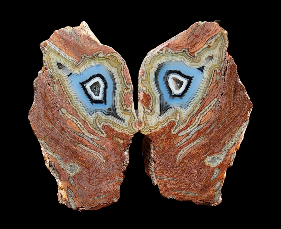 SrlGemstone's tweet photo. Rhyolite Banded Agates
#cute #blueagate #agate #agata #agatecollector #collectible #lapidary #geology #mineral #naturalhealing #NaturePhotograhpy #geologicalformation #NatureCalm #etsystore #rockhound #mothernature https://t.co/NPifyauHsY