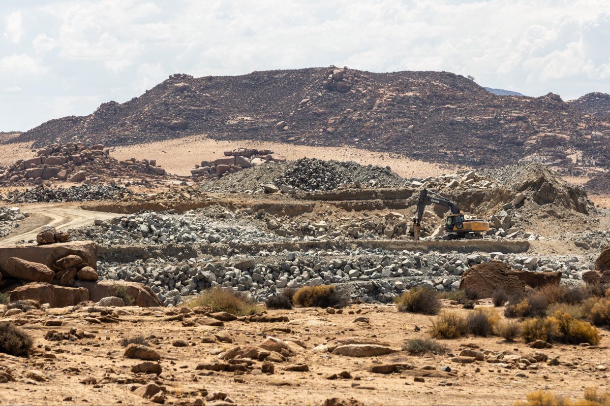 GroundUp (@groundup_news) on Twitter photo Namaqualand community raises the alarm over copper mining in their small town
groundup.org.za/article/our-ho… by Liezl Human. Photos by <a href="/AshrafRSA/">Ashraf Hendricks</a> Namaqualand community raises the alarm over copper mining in their small town
groundup.org.za/article/our-ho… by Liezl Human. Photos by <a href="/AshrafRSA/">Ashraf Hendricks</a>