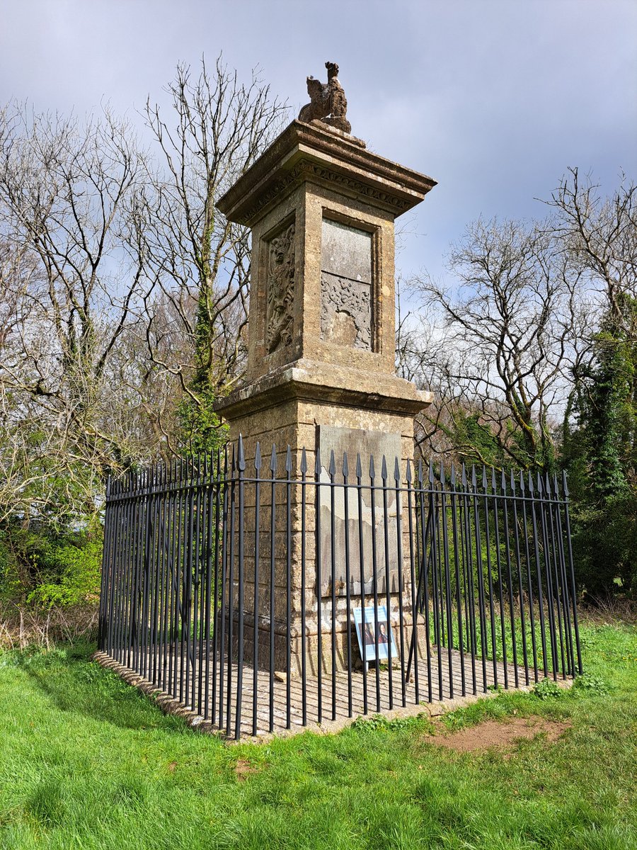 #CotswoldWay Highlight 7 of 20: Sir Bevil Grenville Monument – remembering the leader of the Cornish Royalists, fatally wounded at the 1643 Battle of Lansdown