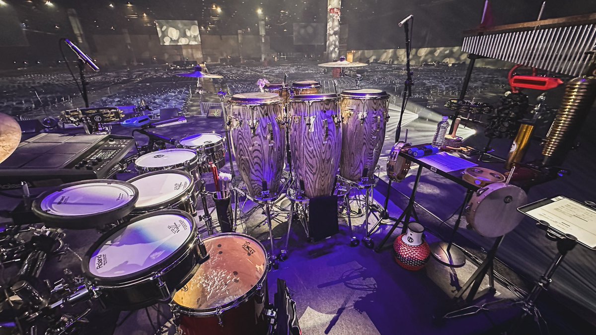 Huge thank you to Chicago! You guys were incredible! #KellyClarkson #Percussion #MyBandYall