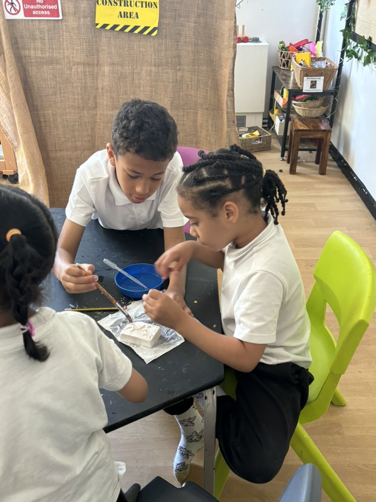 StJude'sPrimarySchool (@stjudesschool) on Twitter photo Our EYFS group have been working on their fine motor skills by excavating fossils and learning about dinosaurs with the help of our Year 5 children. ๐ฆ ๐ฆ
<a href="/pri_science/">PrimaryScienceOnline</a> Our EYFS group have been working on their fine motor skills by excavating fossils and learning about dinosaurs with the help of our Year 5 children. ๐ฆ ๐ฆ
<a href="/pri_science/">PrimaryScienceOnline</a>