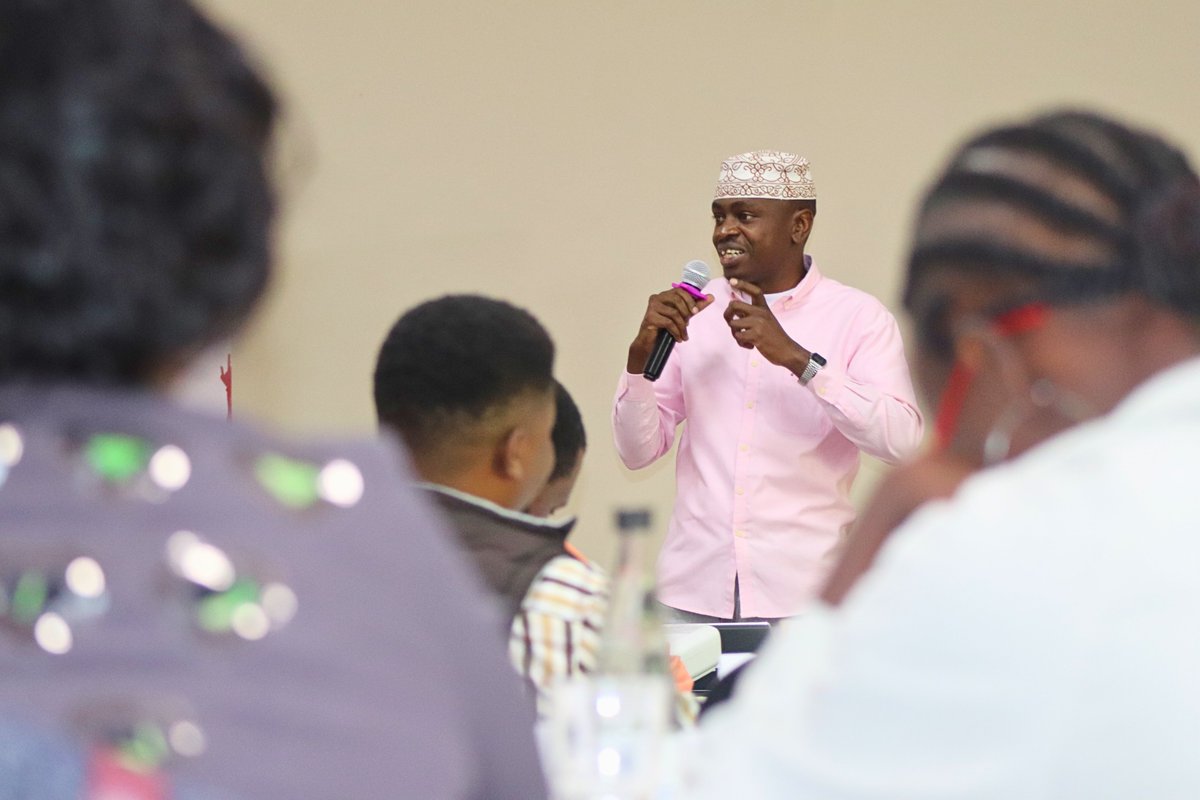 StretchersYouth's tweet photo. This gathering wasn't just about gaining knowledge; it was about forging connections and igniting a collective passion for change. We strengthened our approaches to movement building, learning and collaborating with @voicetweetz Grantee diverse voices.
#NowUs #YOWO
@DLCI_Kenya https://t.co/Q4h4qfiTLb