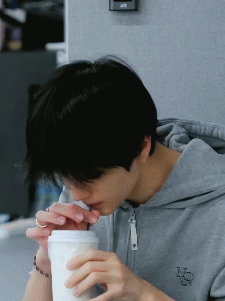 haxbits's tweet image. .