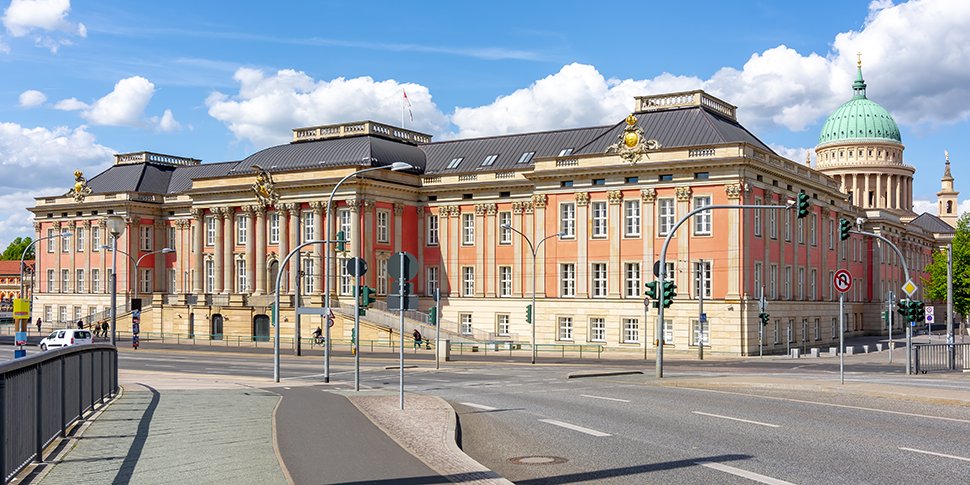 Fraunhofer FOKUS - Digital Public Services (@fokuspublic) on Twitter photo 🗓️Morgen, 27.6.: Fachgespräch "Wie wird Brandenburgs Verwaltung endlich digital?" - unsere Wissenschaftlerinnen <a href="/spreehecht/">Stefanie Hecht https://bsky.app/profile/spreehecht</a> & Jaouhara Zouagui stellen ihr Impulspapier zur Weiterentwicklung & Effizienzsteigerung im föderalen System vor. Info & Anmeldung👉gruene-fraktion-brandenburg.de/veranstaltunge… 🗓️Morgen, 27.6.: Fachgespräch "Wie wird Brandenburgs Verwaltung endlich digital?" - unsere Wissenschaftlerinnen <a href="/spreehecht/">Stefanie Hecht https://bsky.app/profile/spreehecht</a> & Jaouhara Zouagui stellen ihr Impulspapier zur Weiterentwicklung & Effizienzsteigerung im föderalen System vor. Info & Anmeldung👉gruene-fraktion-brandenburg.de/veranstaltunge…