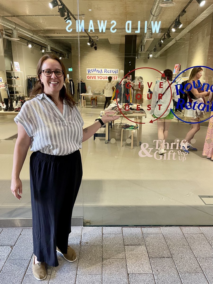 As part of our Charity Work Scheme, our Head of Design, Sara, volunteered with <a href="/giveyourbest_uk/">Give Your Best UK 🧡</a> a charity dedicated to supporting refugees and asylum seekers in the UK. #GiveYourBest #Charity #SustainableFashion #PreLovedClothing #MindfulFashion #ConsciousConsumer #refugeeweek