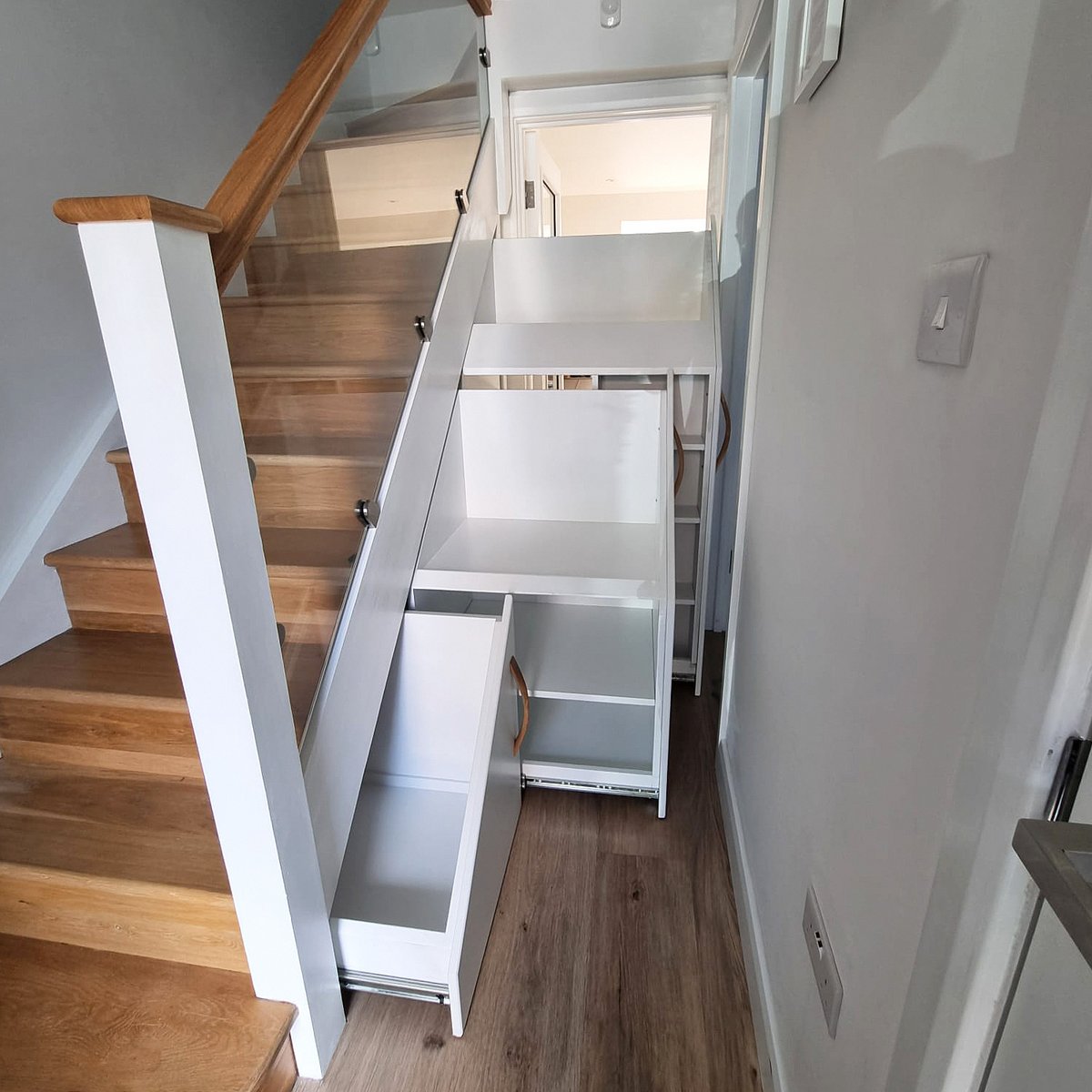 mjkcarpentry's tweet image. Great tidy storage with these newly built under-stairs storage pullout drawers.

#understairstorage #understairsideas #storageideas #staircaselondon #staircasecarpentry #carpentrylondon