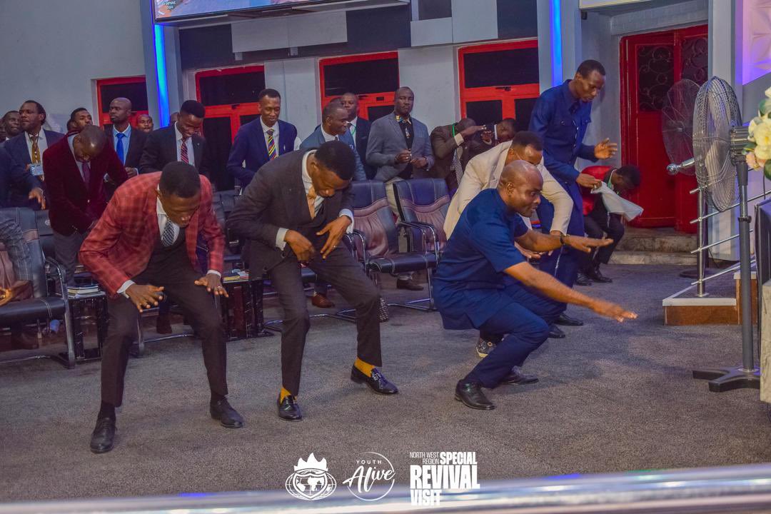 stephenogah's tweet image. Thank you to everyone who came out and joined us in this incredible experience.

To God alone be all the glory 🙏🏾

#NorthwestRevival #HolySpiritMove #WordEncounters #SteveOgah #RevivalFire