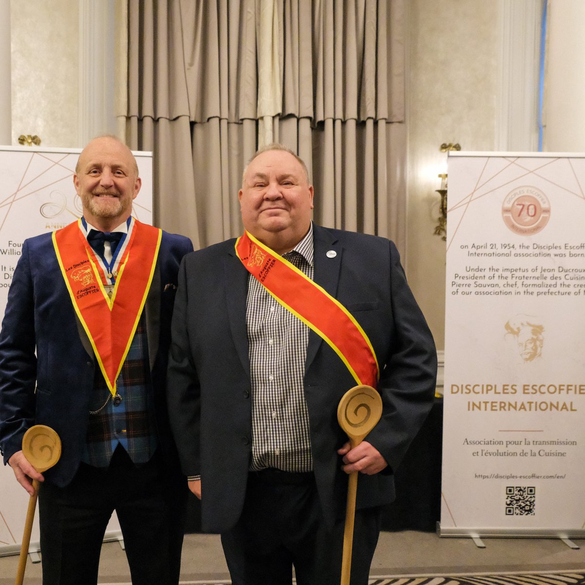 #membersmonday
Disciple Escoffier UK 2024 David Greenwood-Haigh
Wakefield College, Queens Leeds, Majestic Harrogate, then contract catering, Campbells, Unilever, Bidvest, &amp; Divine Chocolate. a guest on TV &amp; radio, and  demo chef at events; author of the history of chocolate.