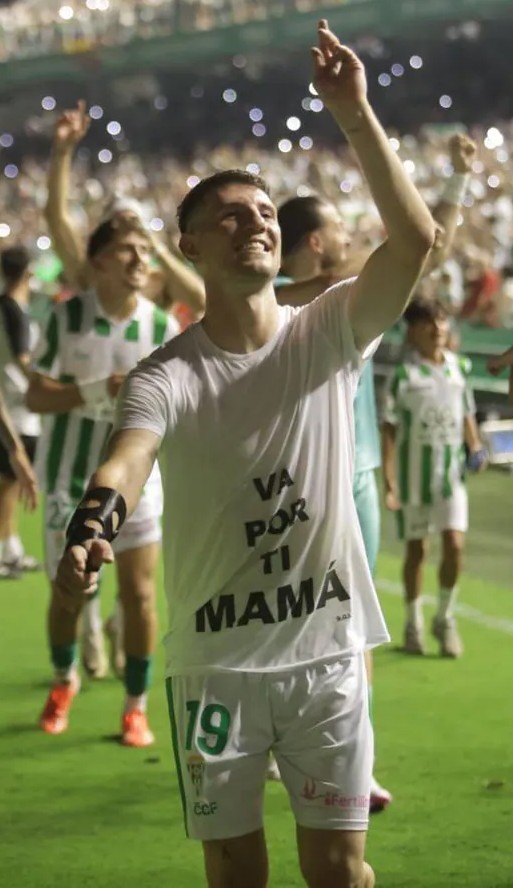 Vaya buen regalo nos dejó tu madre en este mundo. Esto a veces es justo y tuviste que ser tú. Inmenso <a href="/albertotorildom/">alberto toril</a>. Ya eres leyenda, pero de las grandes.