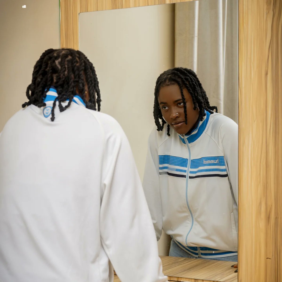 Debhieofficial's tweet photo. "What we perceive about ourselves is greatly a reflection of how we will end up living our lives so Surround yourself with like minds"
.
S/O to 📸 @photobyab1
.

#debhie #pictureoftheday #MondayMotivation https://t.co/9JBxJry81T