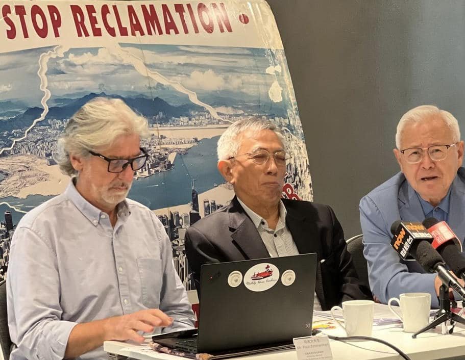 DesigningHK's tweet image. Government wants to make reclamation easier and change the Protection of the Harbour Ordinance. We don’t oppose exempting small reclamations which enhance enjoyment of the harbour. We object to changing responsibility for the burden of proof away from Government.