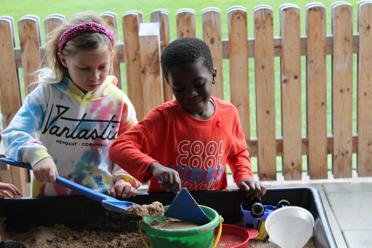 LSFVenuesEvents's tweet photo. 1 week to go to book your slot for week 1 of the Summer Holiday Courses. Bookings for week 1 close on 1 July! 
#Summer2024 #Holidayclub #LSFFamily https://t.co/rvQNRBv4H9