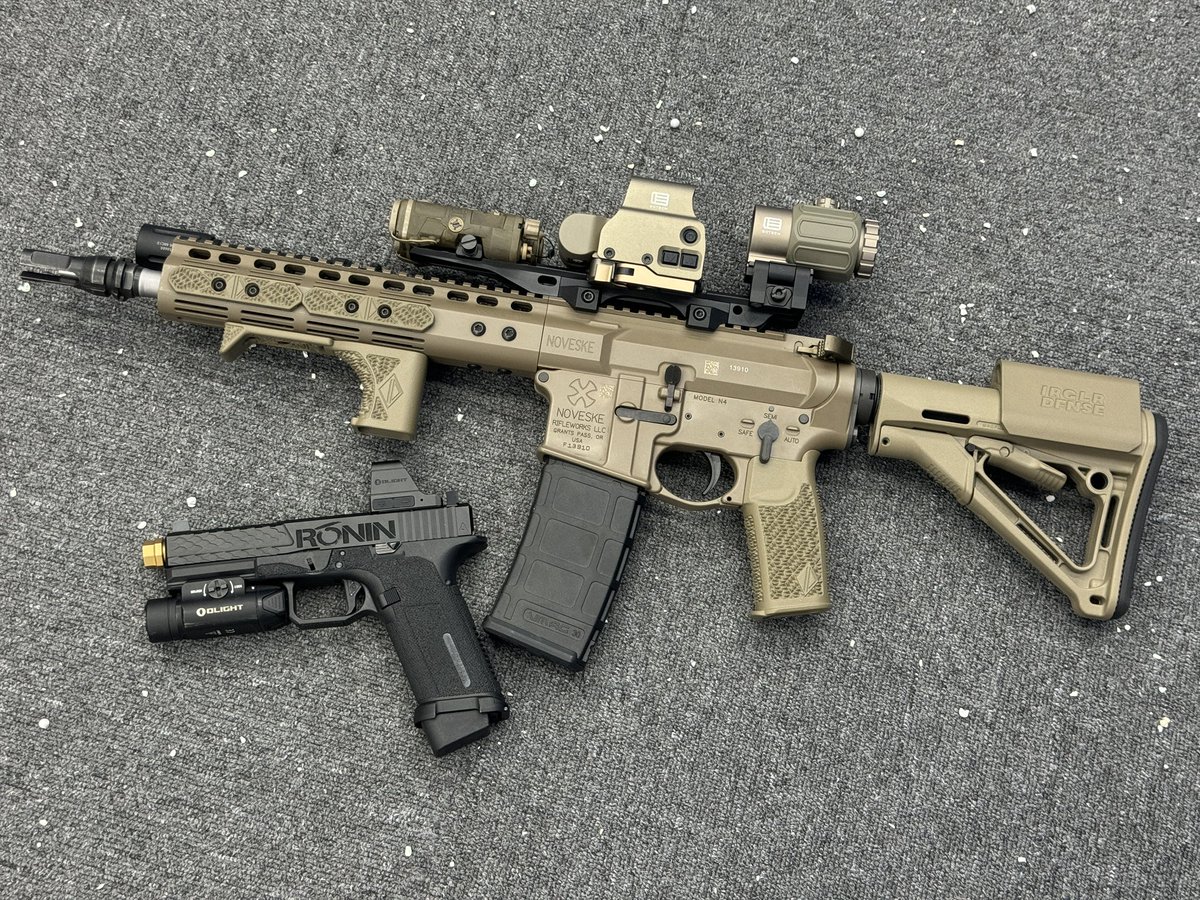 20240615 TRAINING DAY AT 人人有槍練

RONIN G17 + NOVESKR N4 ( VFC GBB SYSTEM )
