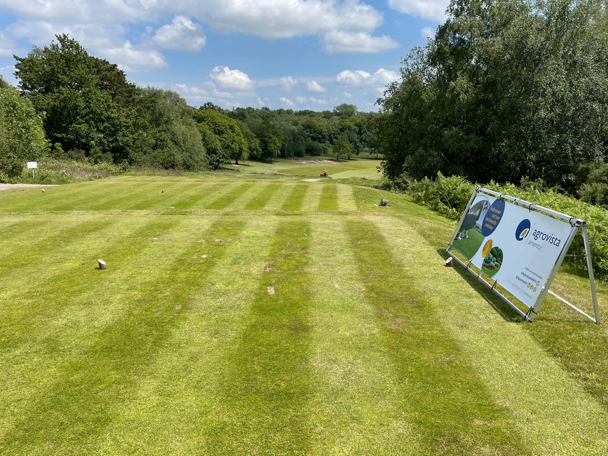 AgrovistaAMNTY's tweet photo. We were proud to support the Captain's Charity Golf Weekend at Crowborough Beacon Golf Club in aid of @guidedogs ☀

@cbgcgreens @agrovistauk @AndrewNorman76 #golf #ForOurSports #sponsorship https://t.co/yWAWXfxXgQ