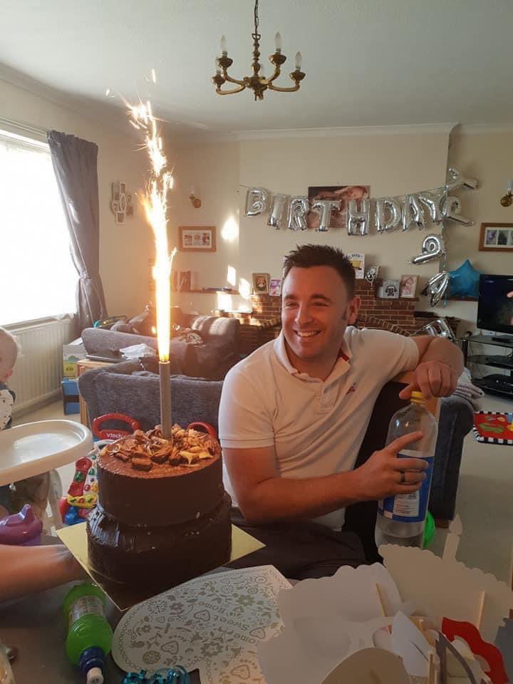 steadderrrrs's tweet photo. Happy heavenly birthday bro ❤️ https://t.co/kGVEHpyw8V