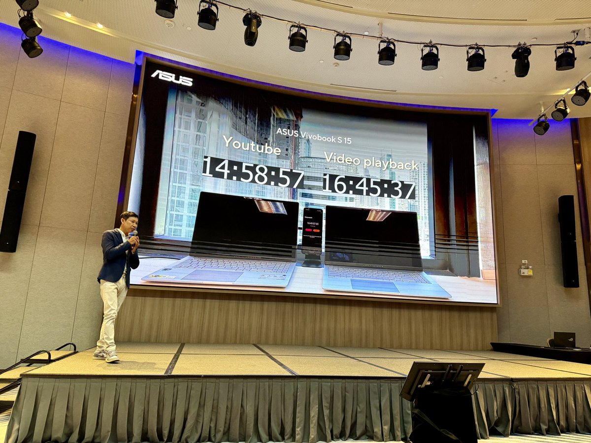 jokermaster619's tweet image. คีย์บอร์ดรองรับ RGB, มีโปรแกรมและเกมที่รองรับจำนวนมาก และจะอัพเดทเพิ่มเติมเรื่อยๆ ในอนาคตอย่างจริงจัง พร้อมระบบ Copilot+ PC  ประมวลผล AI บางส่วนในตัวเครื่อง ทำงานร่วมกับ AI Cloud
.
#ASUS #VivobookS15 #CopilotPlusPC #Qualcomm #SnapdragonXElite