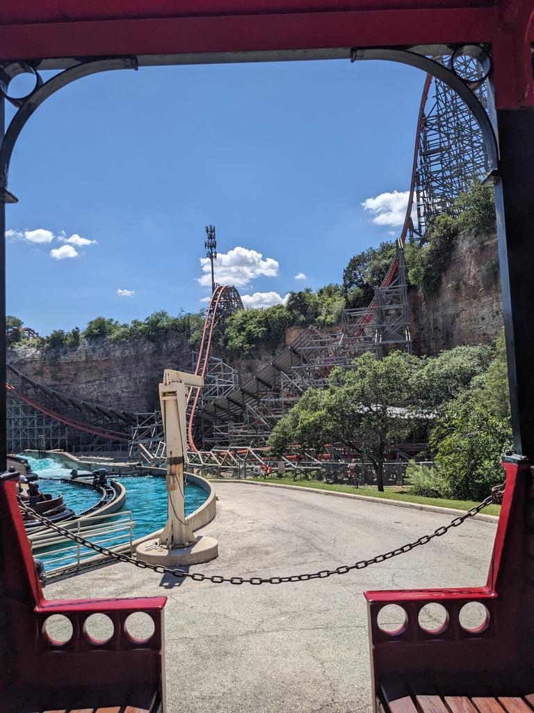 SilverarrowEm's tweet image. That terrain interaction