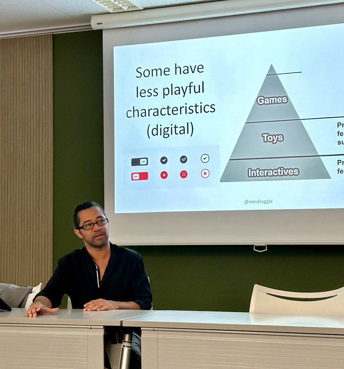 在大阪・神戸米国総領事館 (@usconsosakakobe) on Twitter photo Last week, we were proud to host Lindsay Grace, professor of game design from <a href="/UMSoC/">UMSoC</a>. Lindsay visited <a href="/hal_osaka/">HAL大阪|ゲーム・CG・IT専門学校</a> and <a href="/rcgstudies/">立命館大学ゲーム研究センター</a> to engage with young game developers, researchers, and students to discuss the many ways in which games can be used to change minds and have a Last week, we were proud to host Lindsay Grace, professor of game design from <a href="/UMSoC/">UMSoC</a>. Lindsay visited <a href="/hal_osaka/">HAL大阪|ゲーム・CG・IT専門学校</a> and <a href="/rcgstudies/">立命館大学ゲーム研究センター</a> to engage with young game developers, researchers, and students to discuss the many ways in which games can be used to change minds and have a