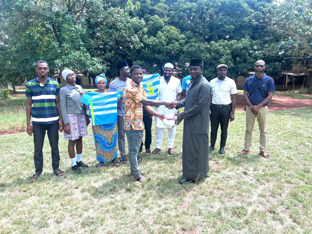 Khuddam Ghana tweet media