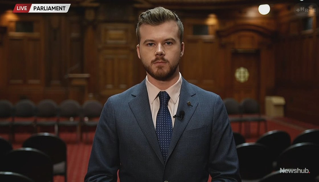 JamieEnsor's tweet image. My time at Newshub is coming to an end after nearly seven years. From an autocue operator, to a digital producer, to a political reporter on the tele, I’ve loved every moment.
I’m taking a break overseas before returning to Parliament’s Press Gallery, working for the NZ Herald.