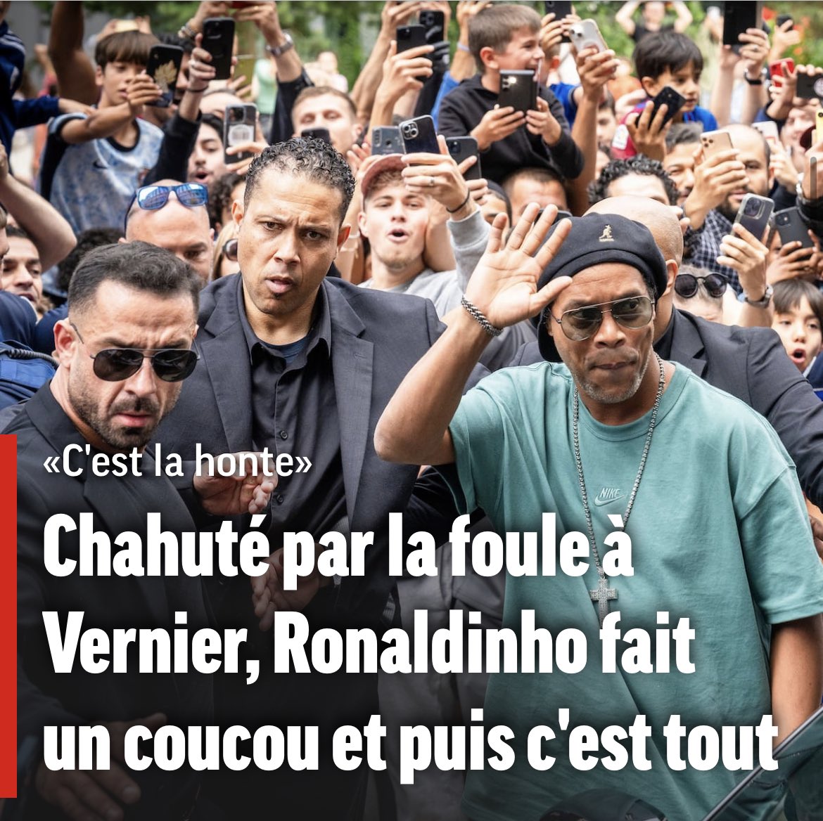 Thomas Freiburghaus (@thomas_frbh) on Twitter photo Hier, j’étais à Vernier avec <a href="/MichoudL/">Léo Michoud</a> (et des milliers de fans), pour rencontrer <a href="/10Ronaldinho/">Ronaldinho</a> à l’occasion de l’ouverture de « R10 Burger ».
Chronique d’un fiasco ⬇️
blick.ch/fr/news/suisse… Hier, j’étais à Vernier avec <a href="/MichoudL/">Léo Michoud</a> (et des milliers de fans), pour rencontrer <a href="/10Ronaldinho/">Ronaldinho</a> à l’occasion de l’ouverture de « R10 Burger ».
Chronique d’un fiasco ⬇️
blick.ch/fr/news/suisse…