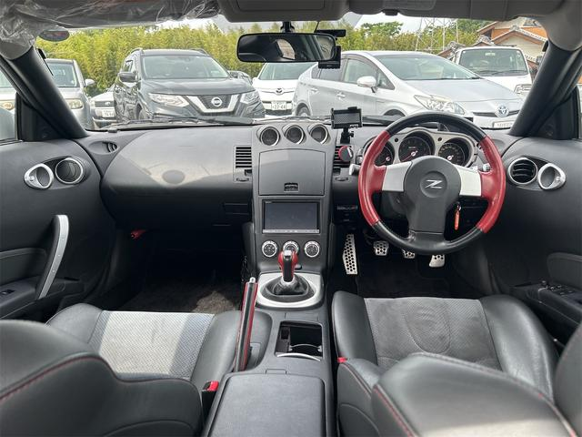 z33004's tweet photo. found this z33 380rs for sale in japan for 43k usd, also its apparently the first ever to roll out of the factory? https://t.co/eJ5y8xyoAO
