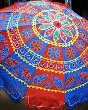 MalaCShekhar's tweet image. Bring home a piece of Odisha's rich culture with a stunning #PippliApplique garden umbrella, a testament to #IndianArtistry. #ColorfulCrafts #HandmadeTreasures