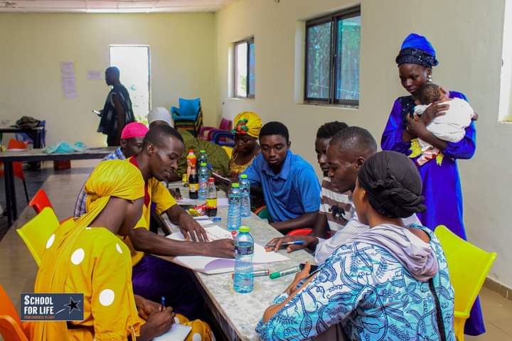 SchoolforLifeG1's tweet photo. Last week, we trained Citizen Groups across all #CLEARProject Districts on active citizenship, civic engagements & networking. This aims to equip the groups to be able to well-engage duty bearers to demand accountability in #qualityeducation delivery
#SfLGhana #SchoolforLifeGhana https://t.co/8tqLgOBdQn