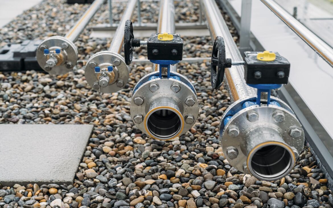 To Build tweet media