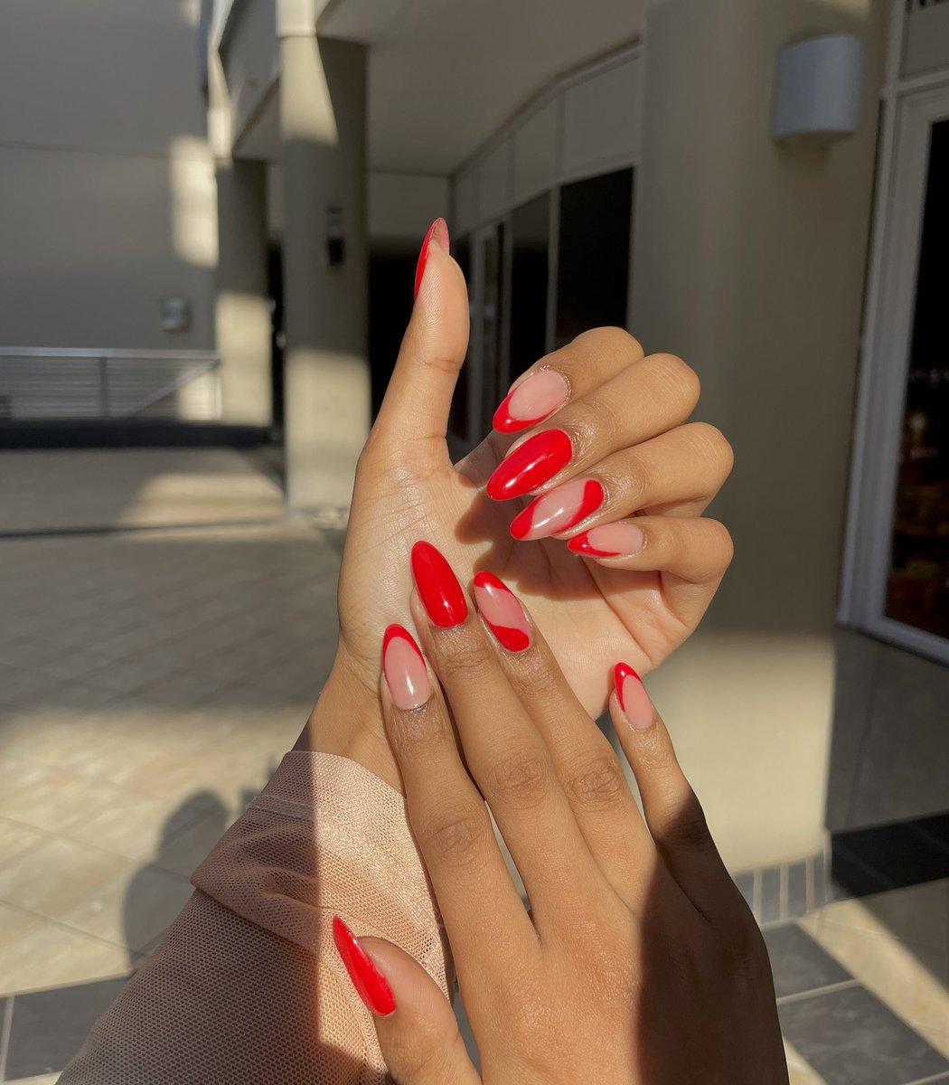 I_Kimberraxie's tweet image. Rubber base gel on natural nails No tips ❤️
WhatsApp 0664018675 to make a booking
📍: The sails , Unit 16 ( G-03) 17 Timeball Blvd point waterfront ,Durban