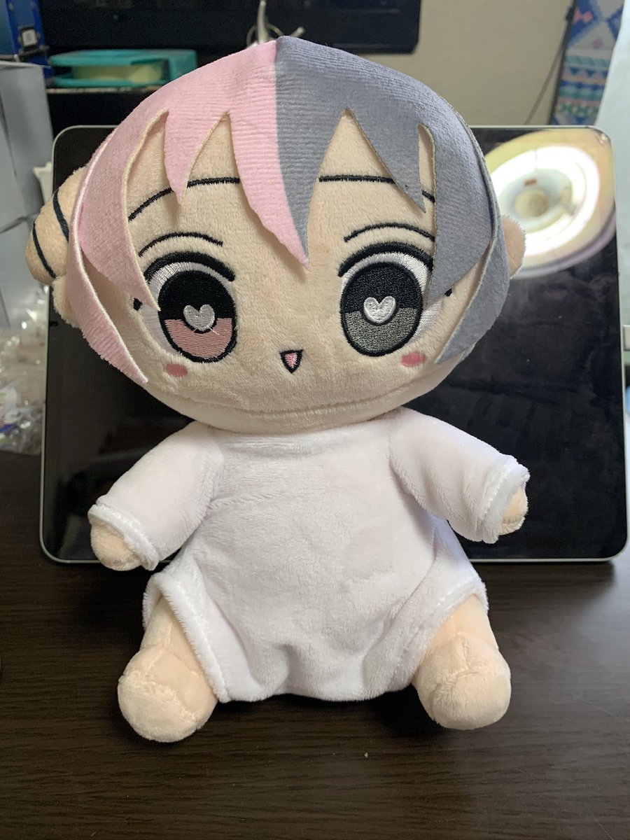 ハーフサキュバスを拾った】いちごちゃんグッズセット【クラファン企画