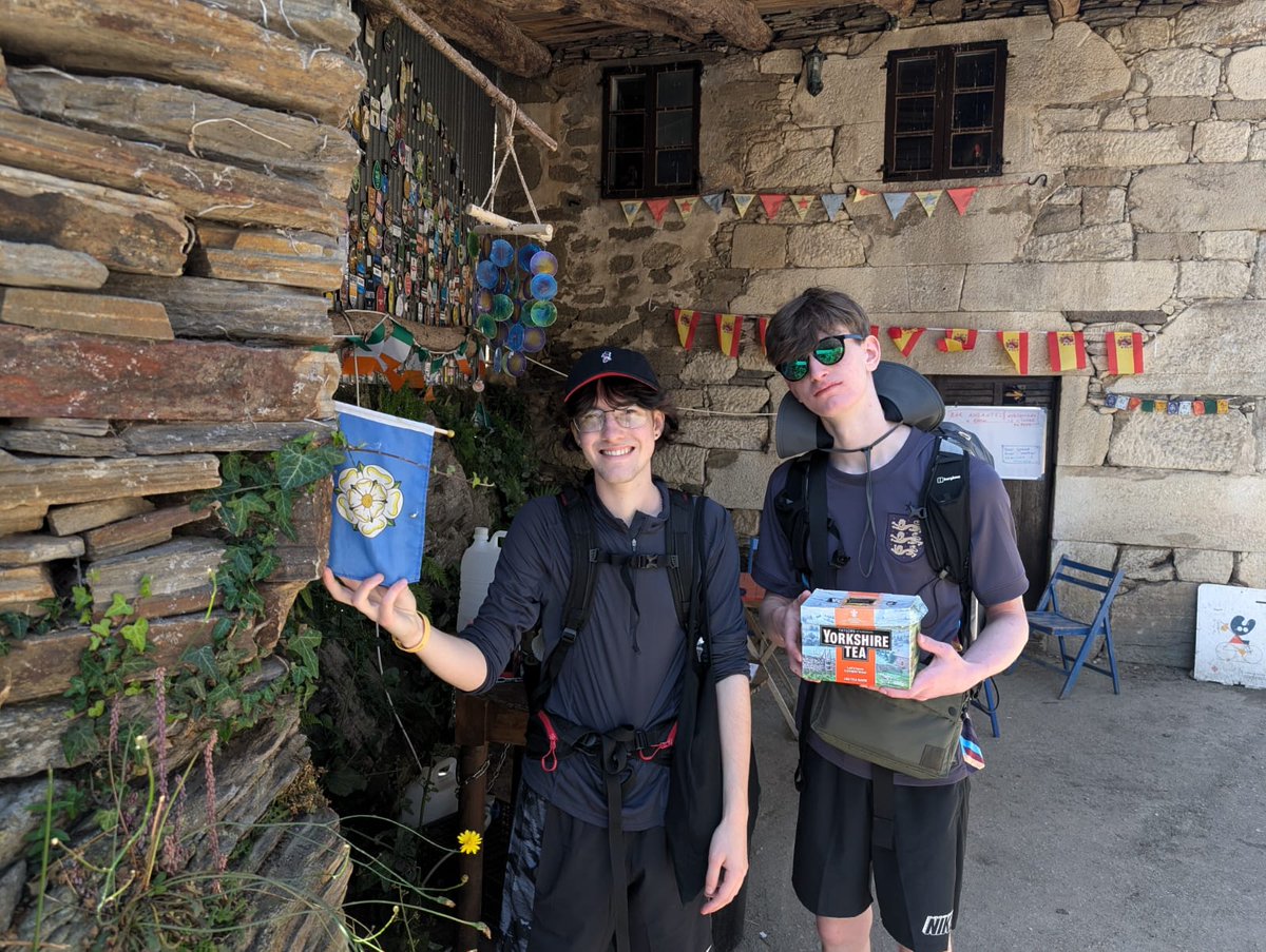 ImmanuelBD10's tweet photo. By the end of the day, they have passed the 100km mark to Santiago finishing in Portomarin with another relaxing and delicious pilgrim meal. #Pilgrimage #Post16 #StayLocalGoFurther https://t.co/4CmaKFAOeJ