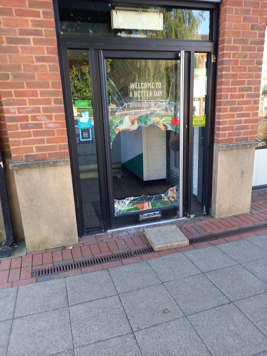 George Halls Cycles (@geohallscycle) on Twitter photo Someone fancied a late night pizza after <a href="/PapaJohns/">Papa Johns</a> closed up last night <a href="/leicspolice/">Leicestershire Police</a> Someone fancied a late night pizza after <a href="/PapaJohns/">Papa Johns</a> closed up last night <a href="/leicspolice/">Leicestershire Police</a>